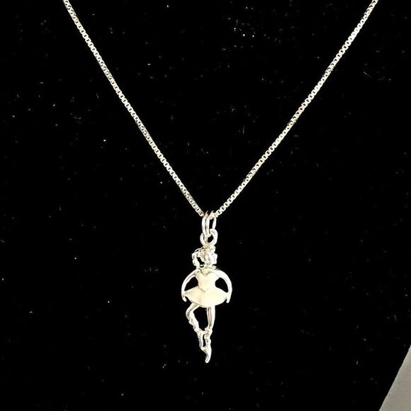 ARD Lovely Sterling Silver “Ballerina on Point” Necklace - Picture 7 of 9